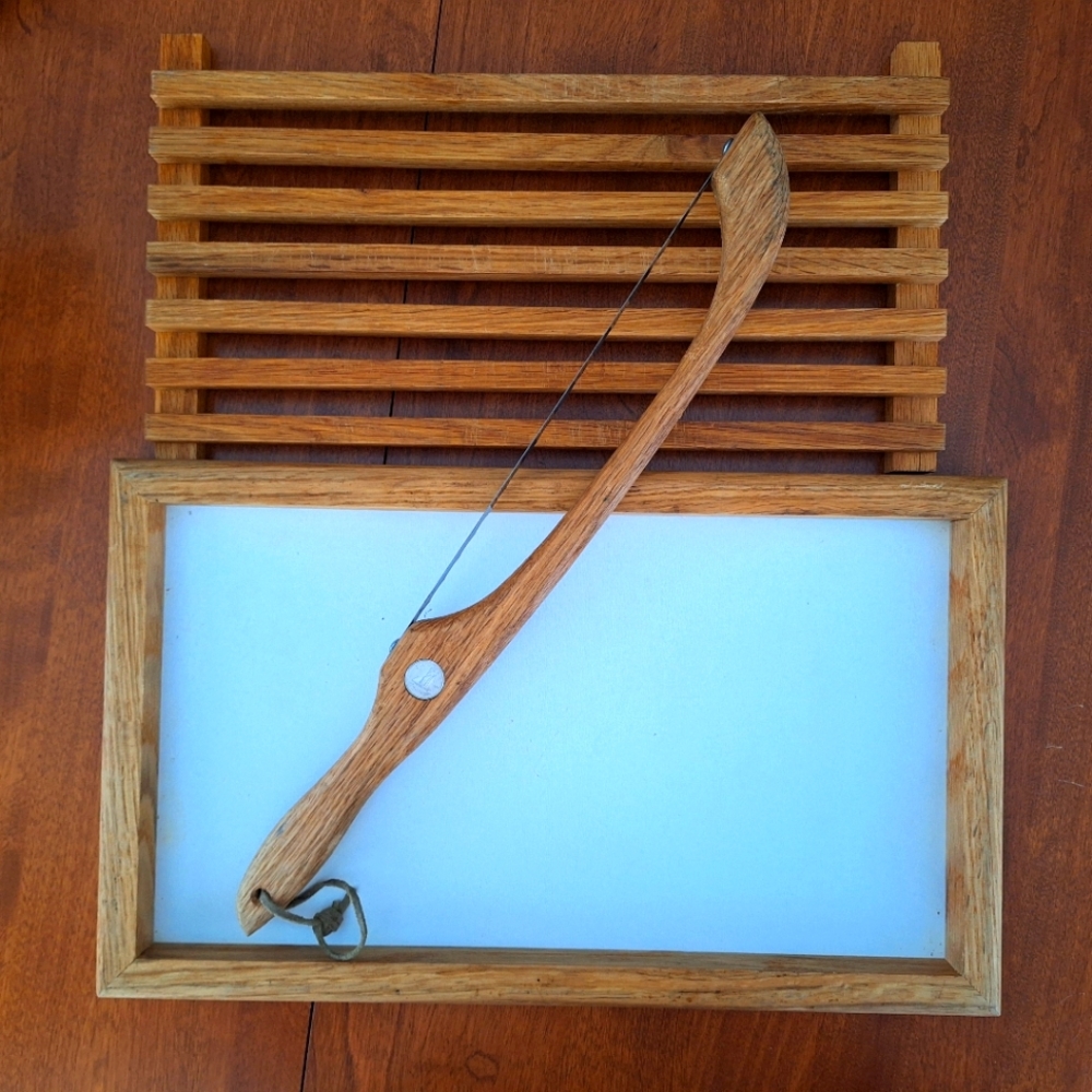 Wooden Bread Cutting Board Tray With Bowed Bread Knife